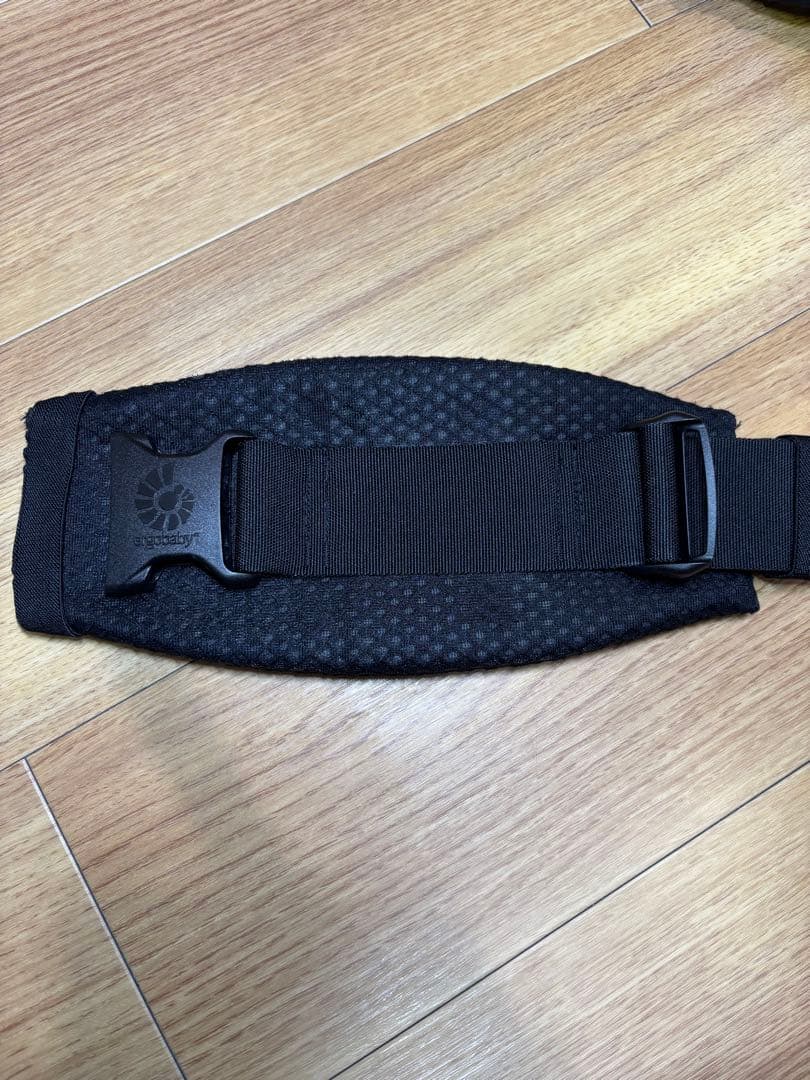 エルゴ　ベビー　オムニ　ブリーズ　抱っこひも　抱っこ紐　ベビーキャリア