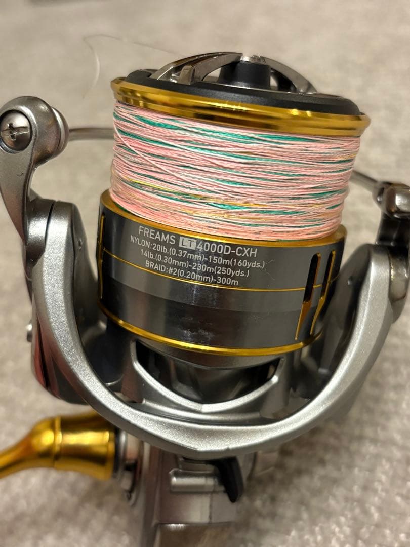 「美品」 DAIWA ダイワ フリームス FREAMS LT 4000D-CXH