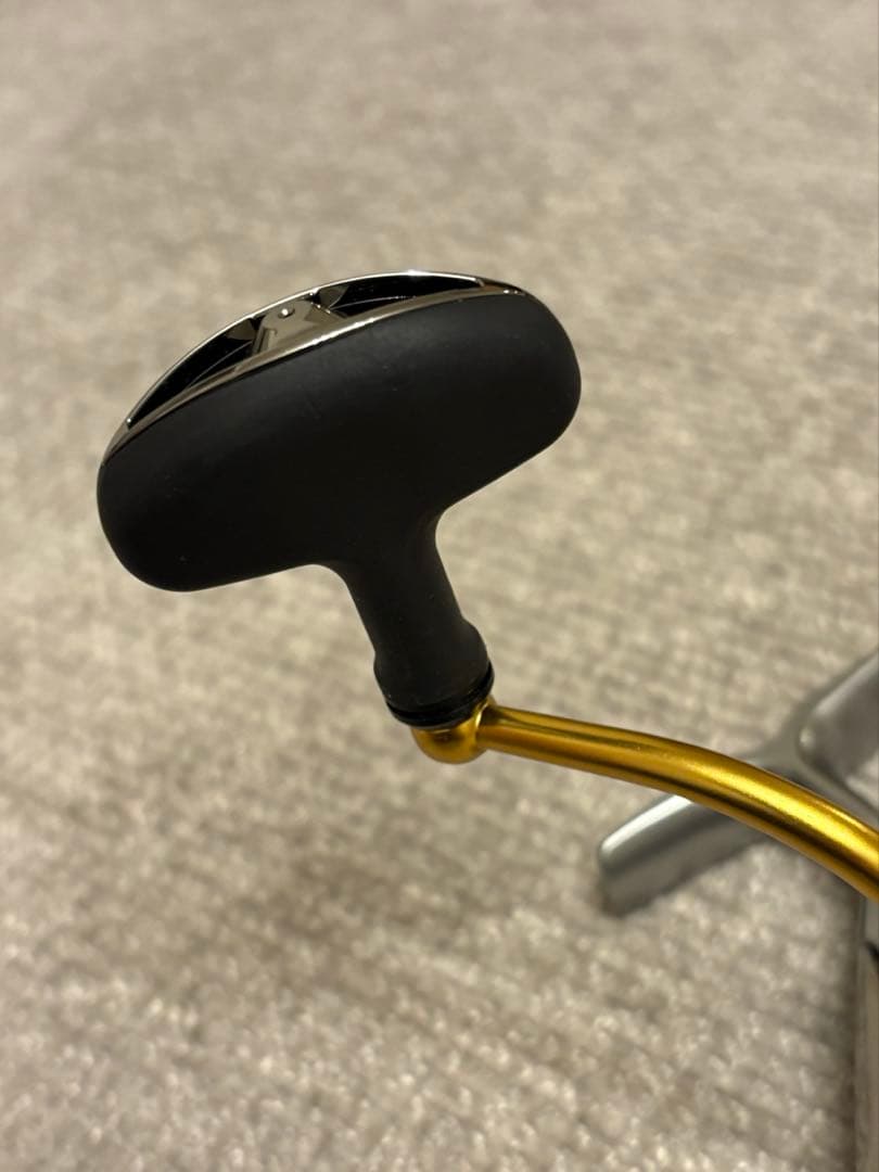 「美品」 DAIWA ダイワ フリームス FREAMS LT 4000D-CXH