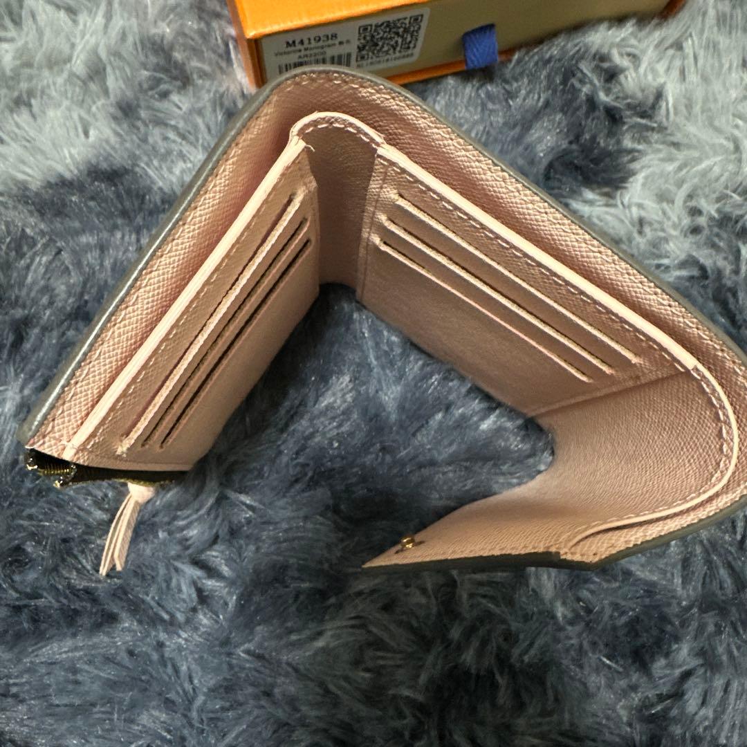 LOUIS VUITTON 三つ折り財布 ブラウン