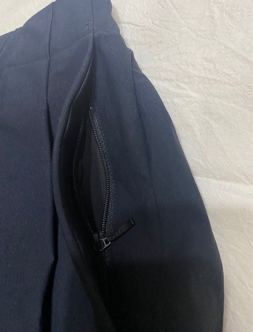 ヘリーハンセン HELLY HANSEN キュロット パンツ 黒　WMサイズ