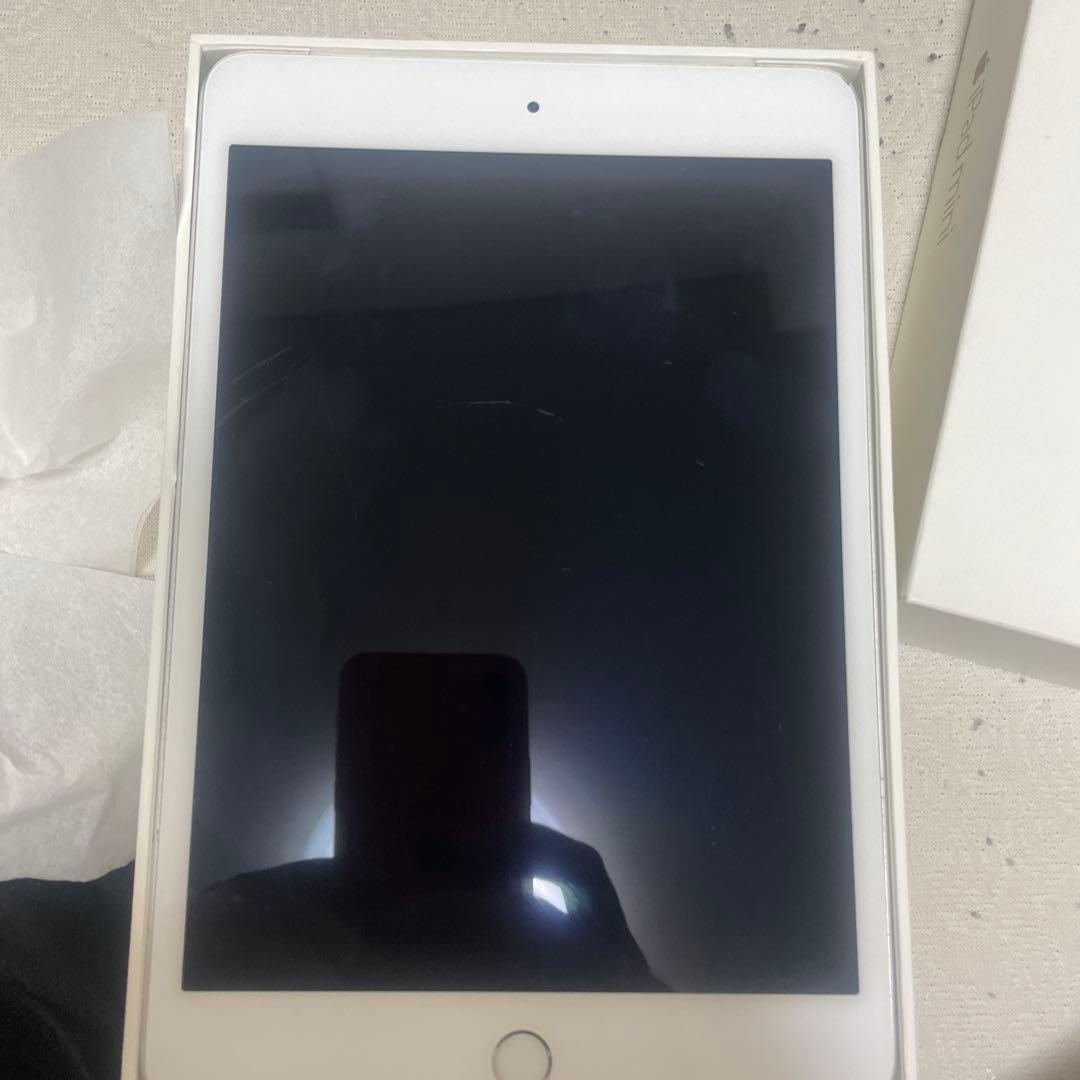 V*o様 iPad mini 4 128GB ホワイト バッテリー91%