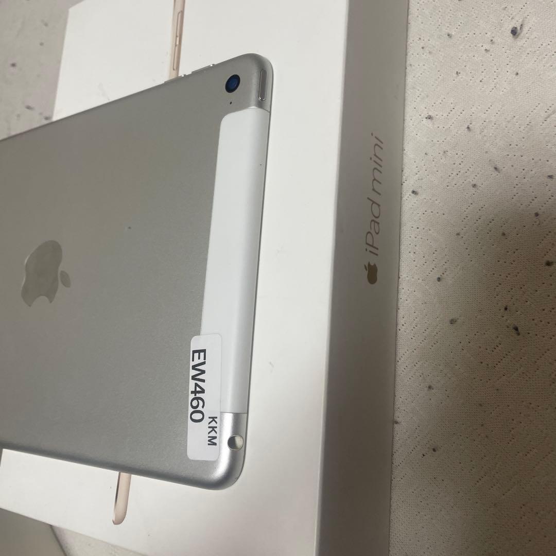 V*o様 iPad mini 4 128GB ホワイト バッテリー91%