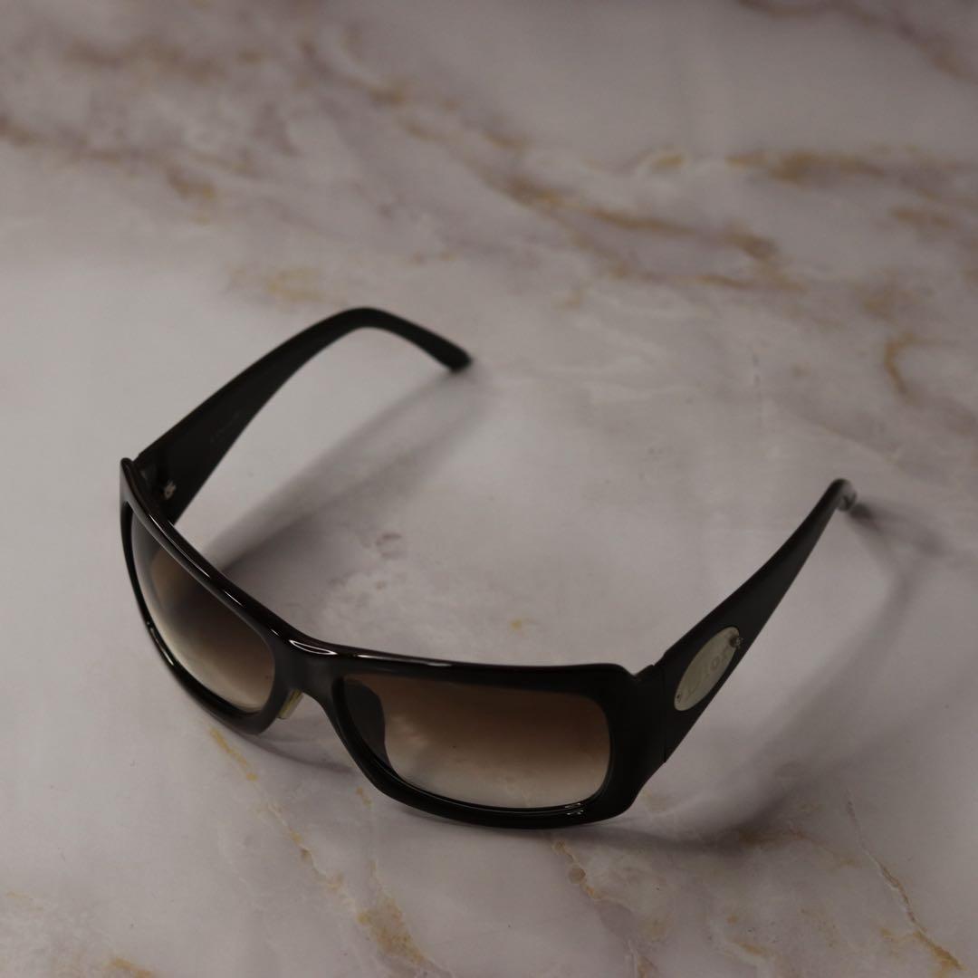 dior バタフライ y2k ブランド ロゴ プレート モード サングラス