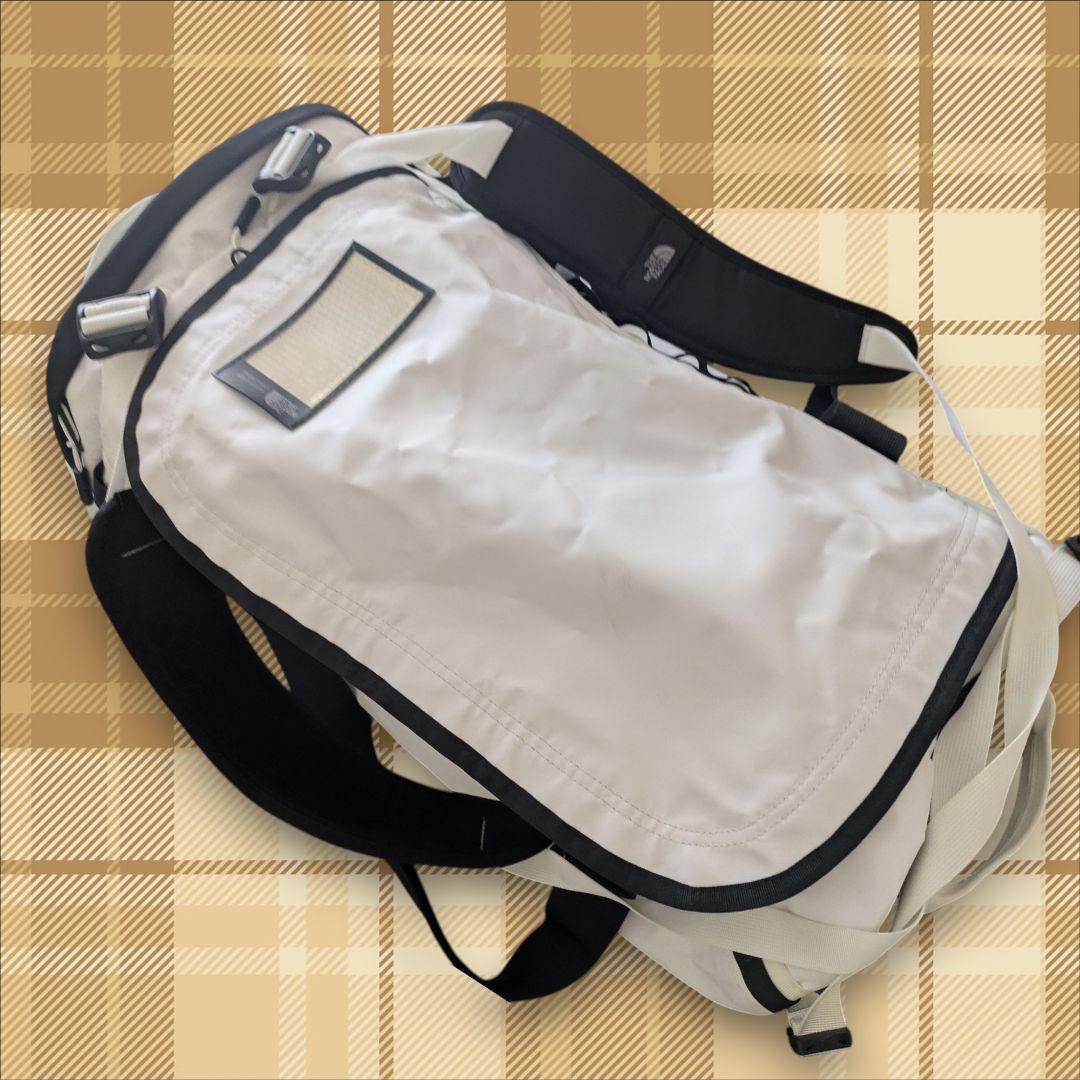✨️希少✨️THE NORTH FACE ダッフルバッグ ホワイト×ブラック