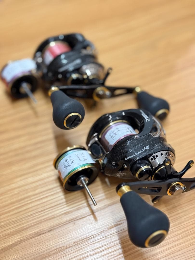 美品　ギガソルト HG右巻き替スプール付　タイラバ