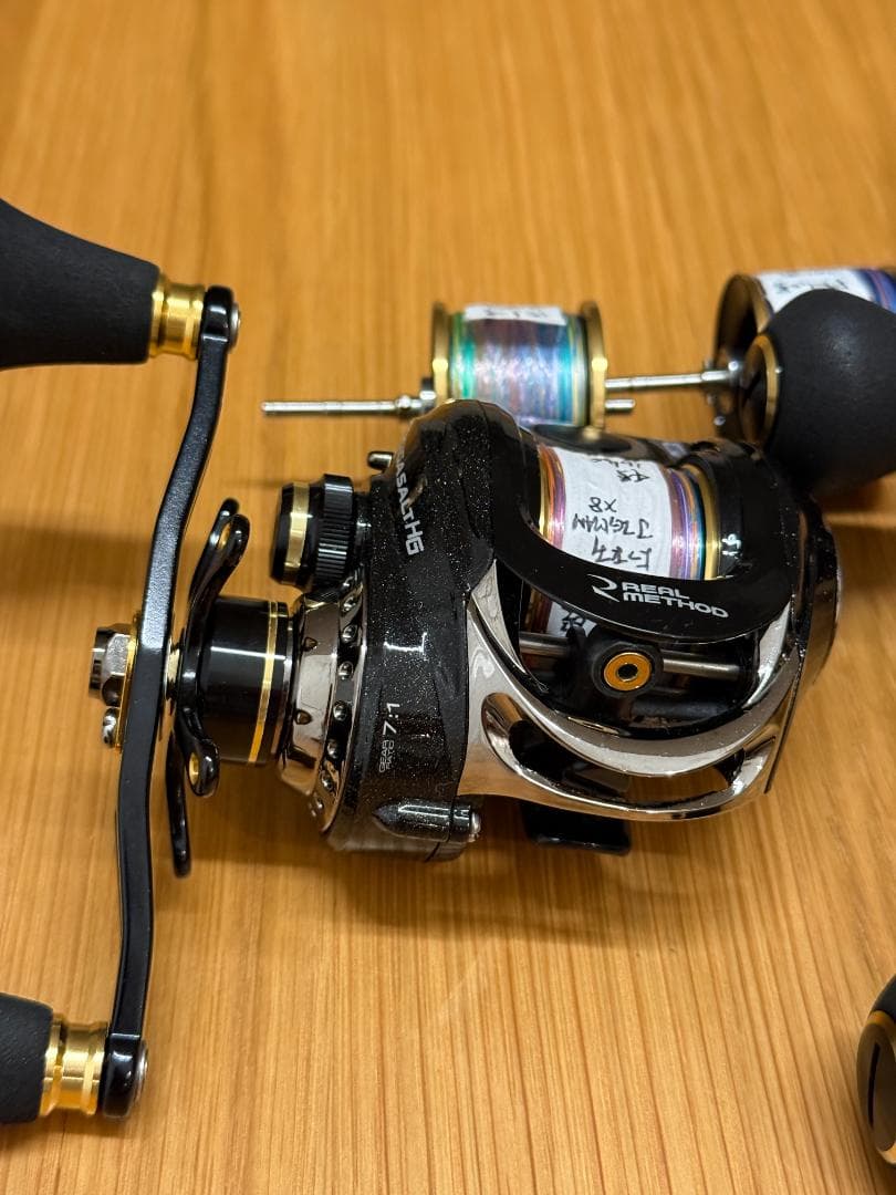 美品　ギガソルト HG右巻き替スプール付　タイラバ