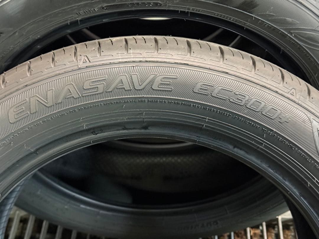 新車外し 205/55R17 4本セット DUNLOPENASAVEEC300+