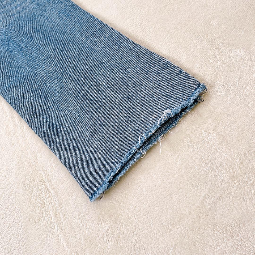 全骨格美脚見え！ MONN.:. モンslit DENIM ブルー 38 M