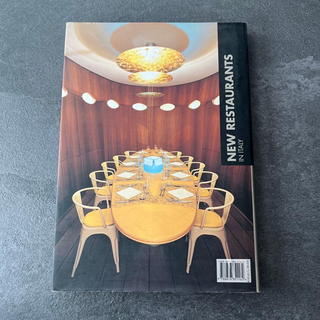 洋書NEW RESTAURANTS IN ITALY/シルヴィオ・サン・ピエトロ