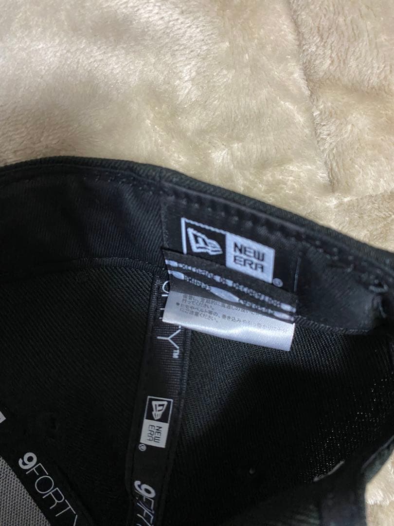 【新品完売】 BASICKS New Era NYロゴ キャップ ブラック