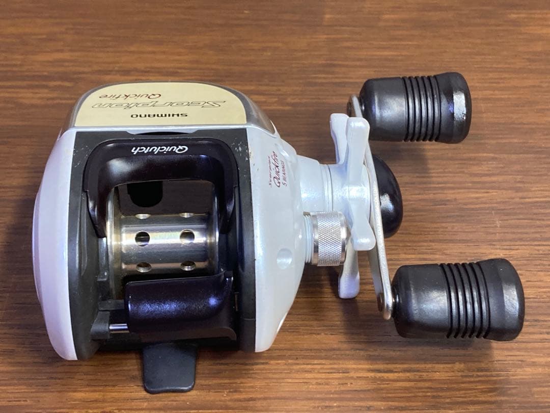 リール SHIMANO Scorpion Quickfire