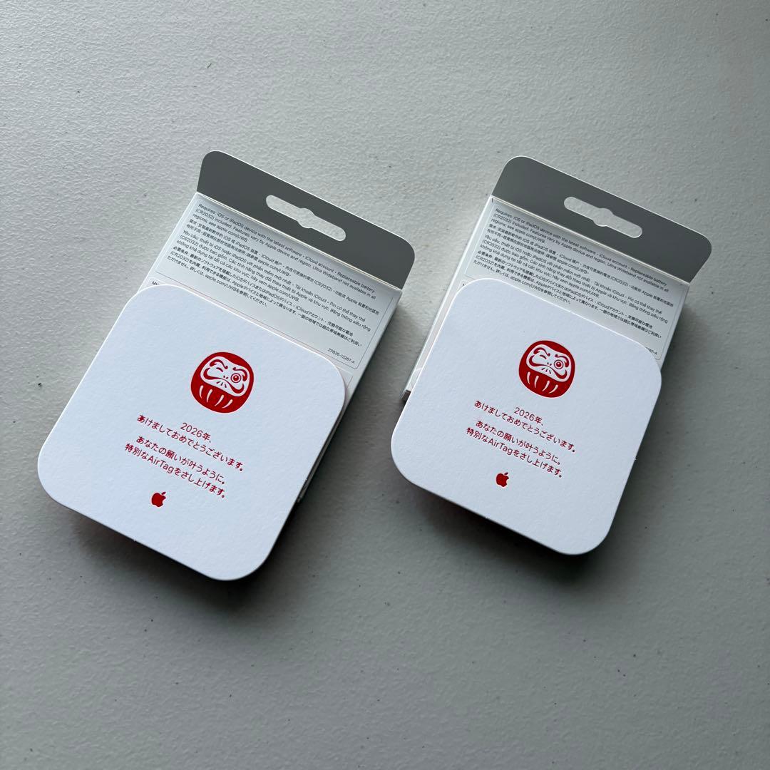 （送料込＆未使用）Appleアップル　AirTagダルマデザイン　2個セット
