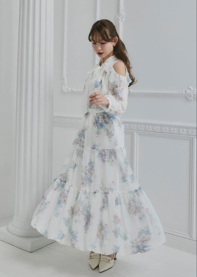 【新品】Herlipto Isaline Floral Tiered Skirt
