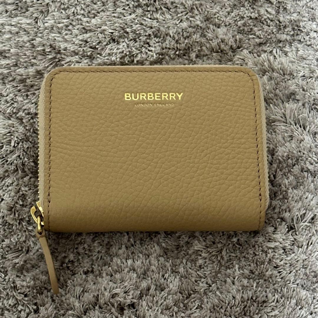 【期間限定値下げ中】BURBERRY ジップアラウンドレザーウォレット ベージュ