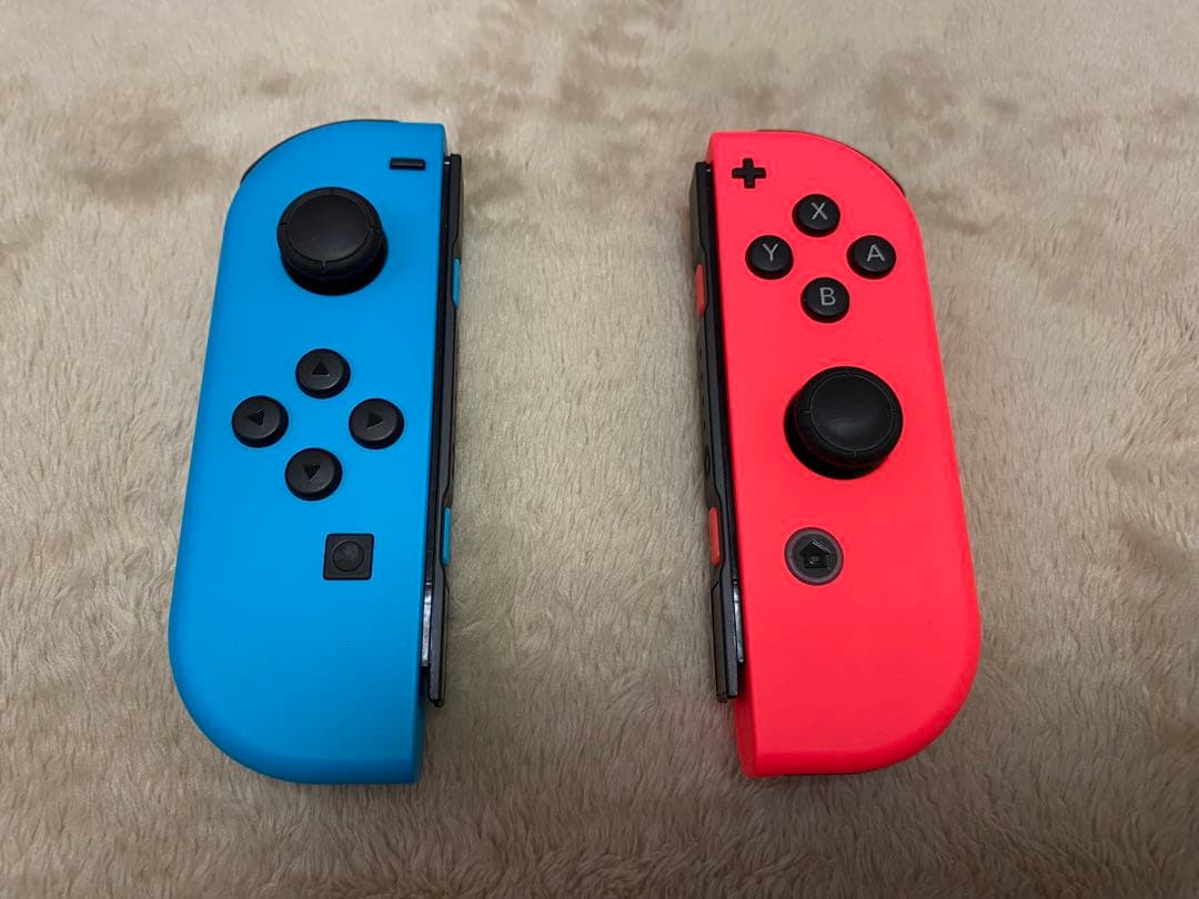 Nintendo Switch 本体　コントローラー　カセット
