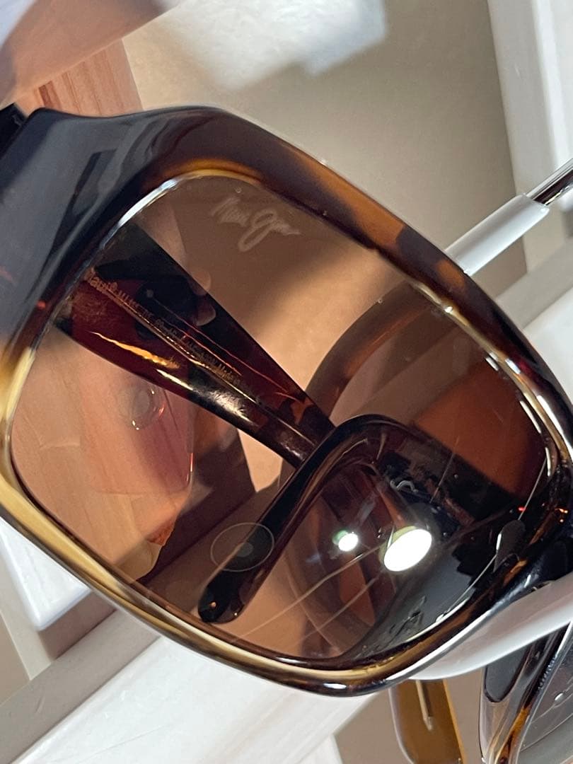 日差しで人生観変わりますMaui Jim カットフィルター　米皮膚がん財団推奨