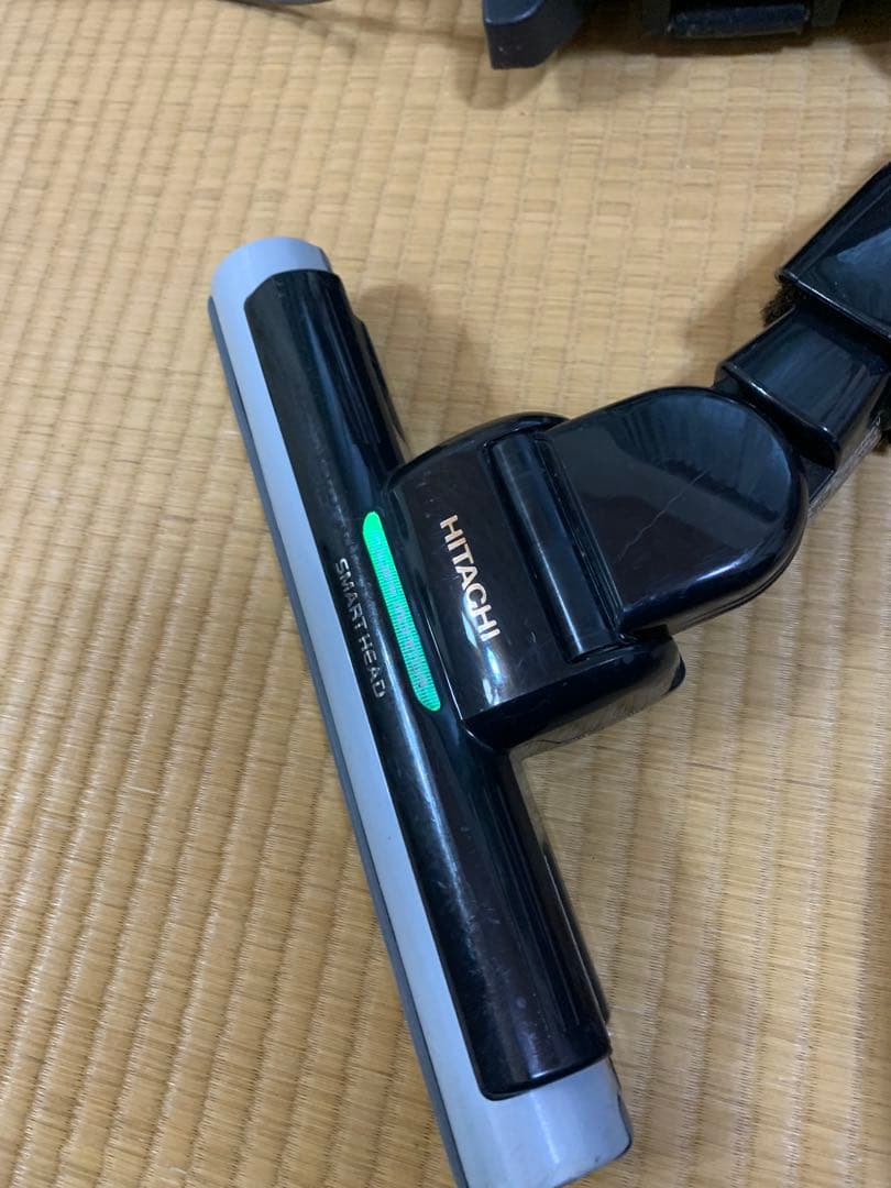 日立　サイクロン掃除機　CV-S300 シルバー
