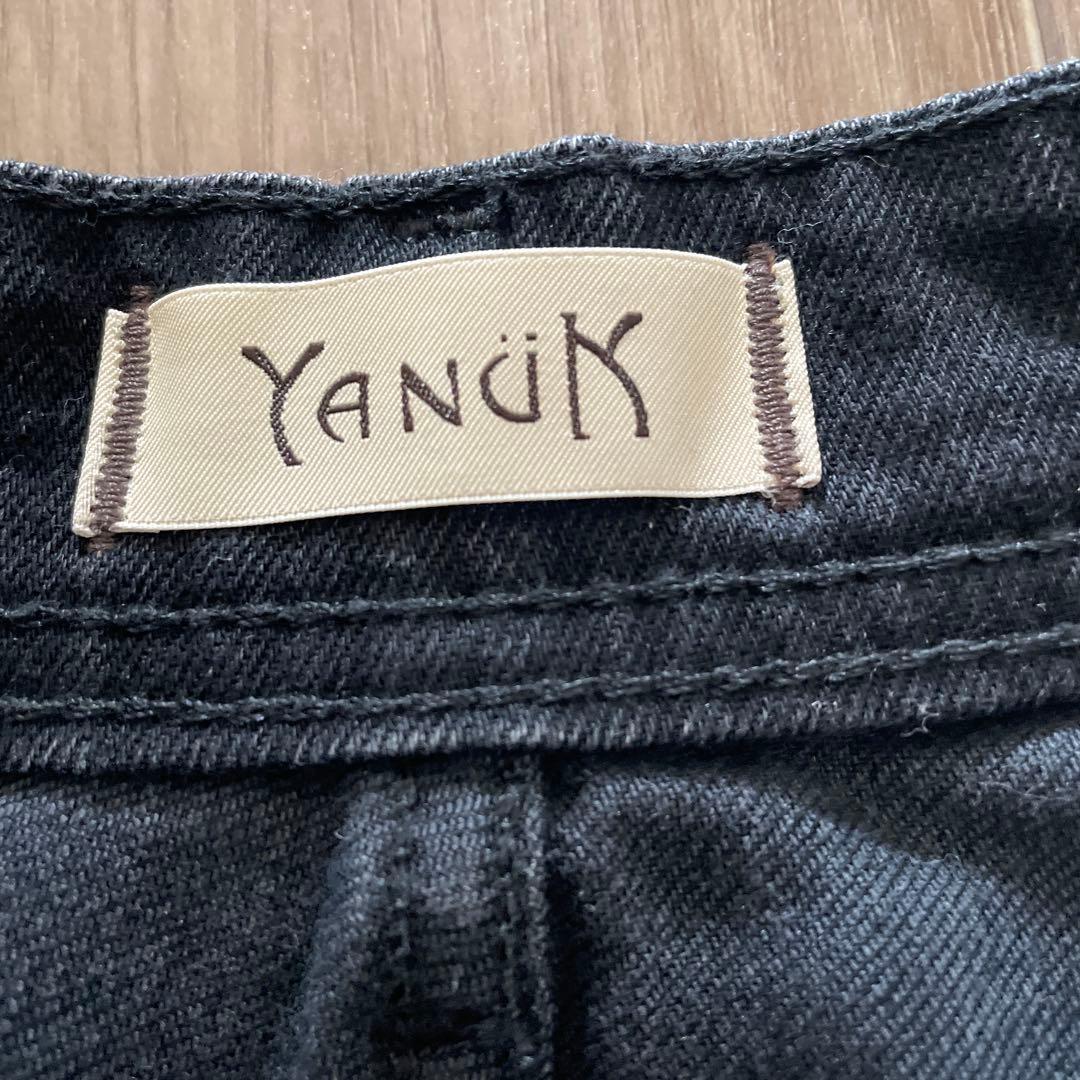 YANUK 樋口かほりコラボ　クラシックテーパード　OBK 22サイズ