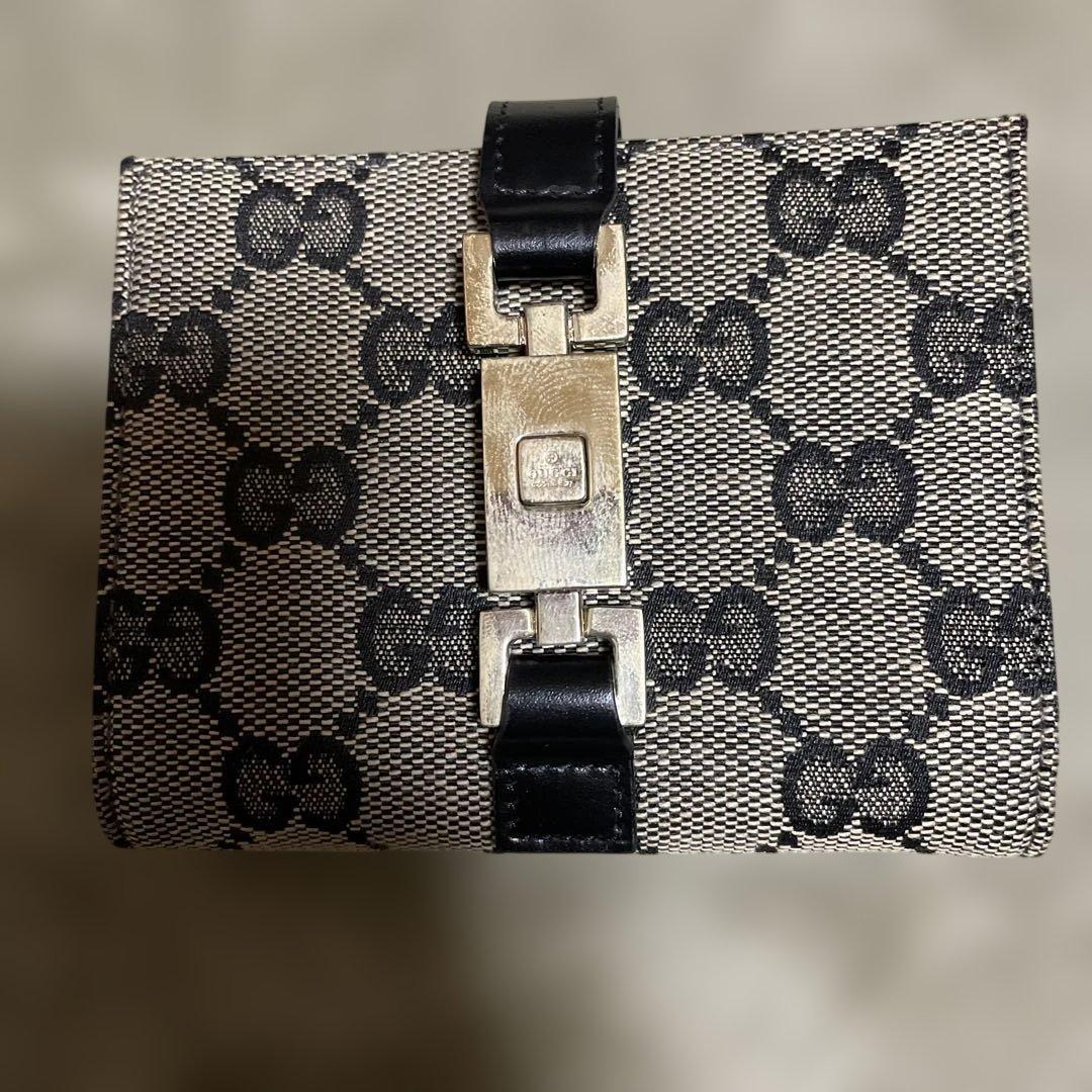 GUCCIパターン 二つ折り財布