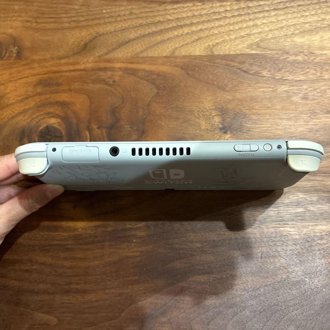 Nintendo Switch Lite グレー/青/赤　ポケモンデザイン
