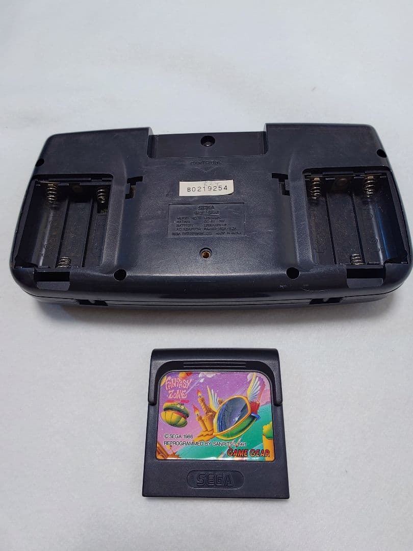 SEGA Game Gear + Fantasy Zone ジャンク