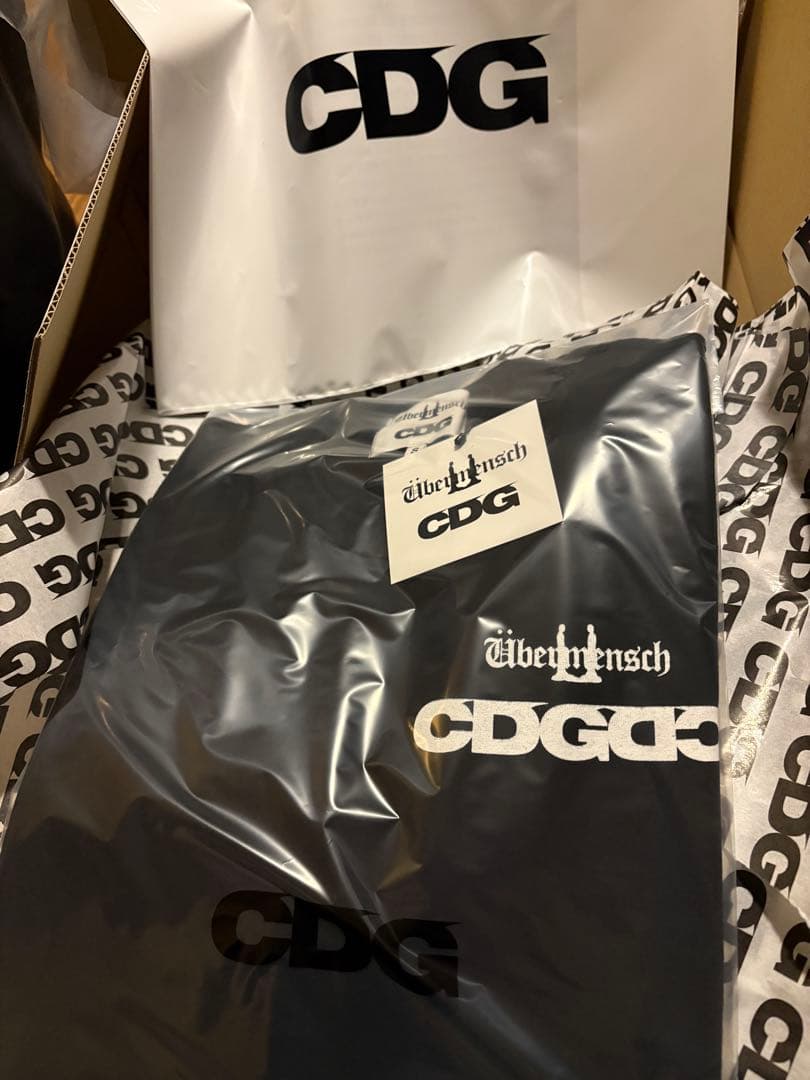 【新品】CDG G-DRAGON TシャツSサイズ