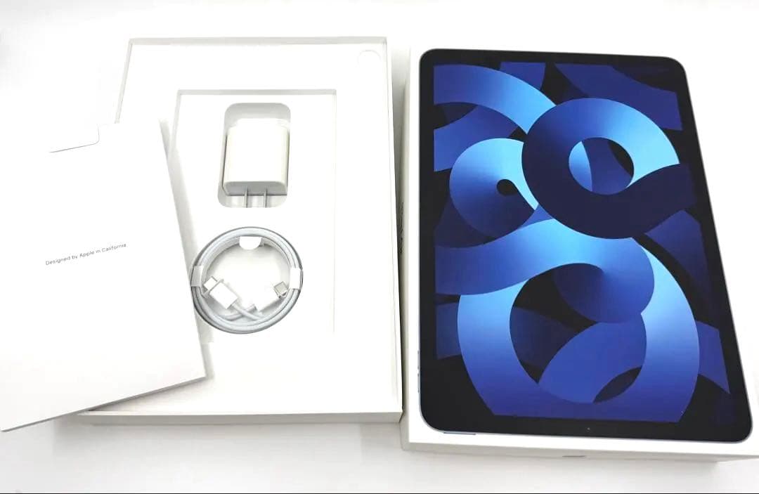 美品　Apple iPad Air 第5世代ブルー 64GB 箱・カバー付き
