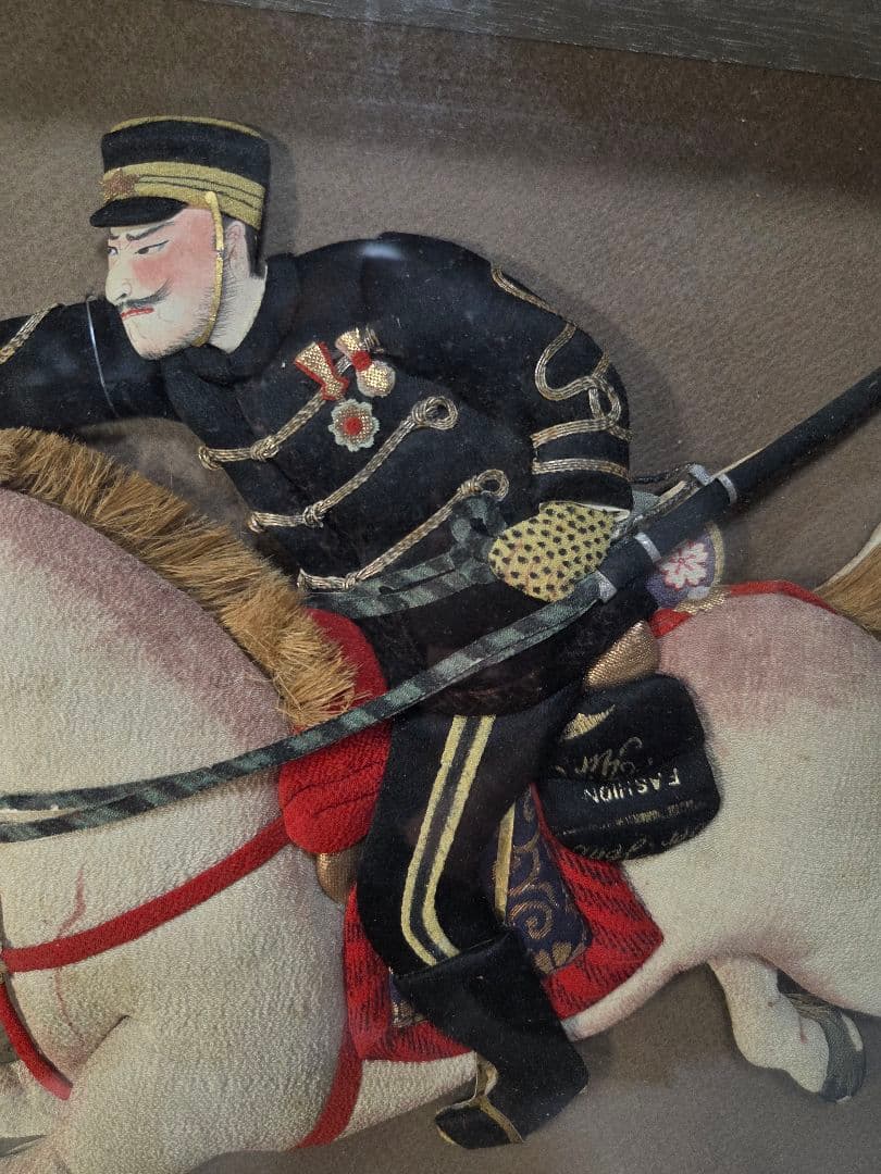 布貼り絵　アート作品 明治陸軍将校