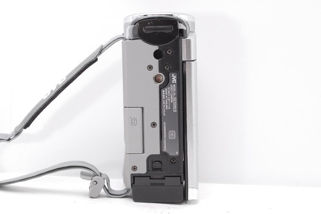 【完動品】Everio GZ-E242　ダイナミック60倍ズーム　内臓８GB