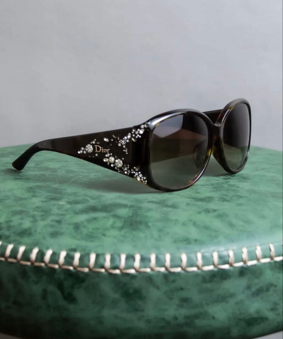 小物 DIOR butterfly frame sunglasses