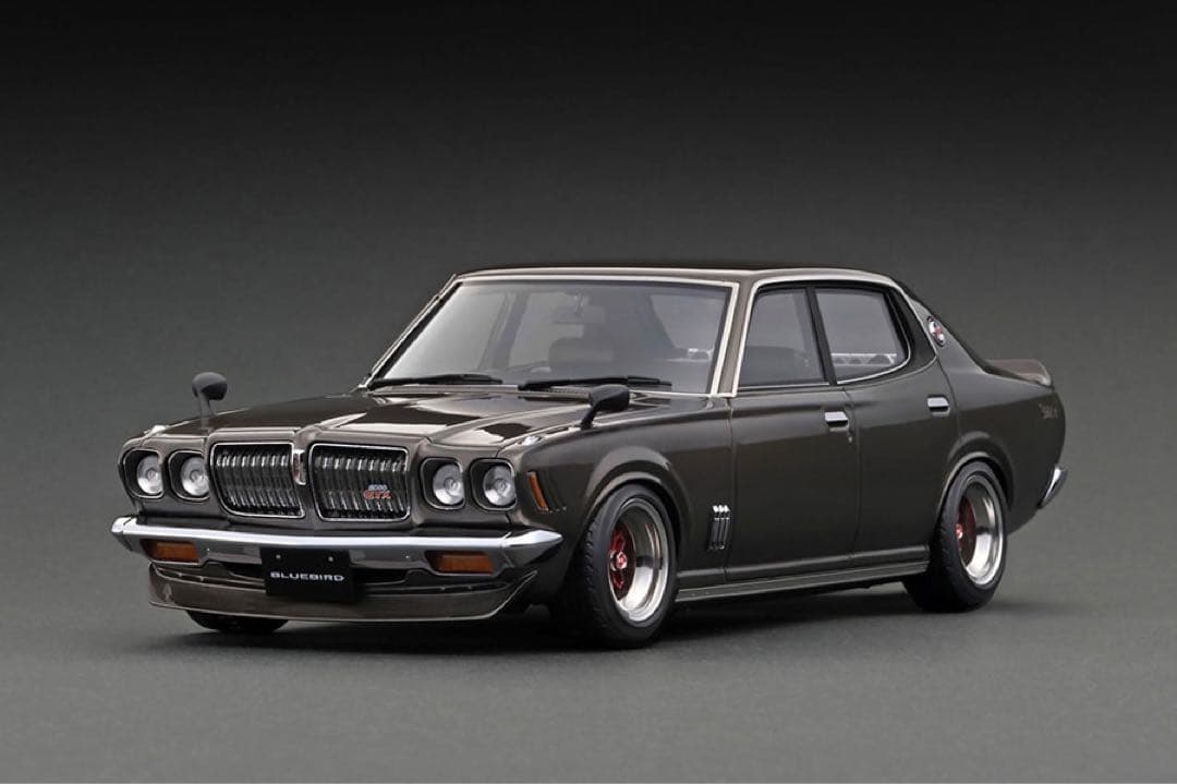 ミニカー IG3169 1/18 Nissan Bluebird U 2000GTX