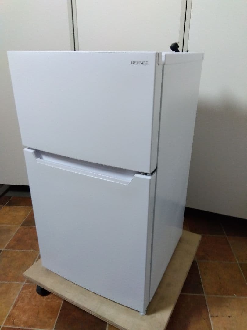 ヤマダ電機 小型冷凍冷藏庫 YRZ-C09LW 23年製
