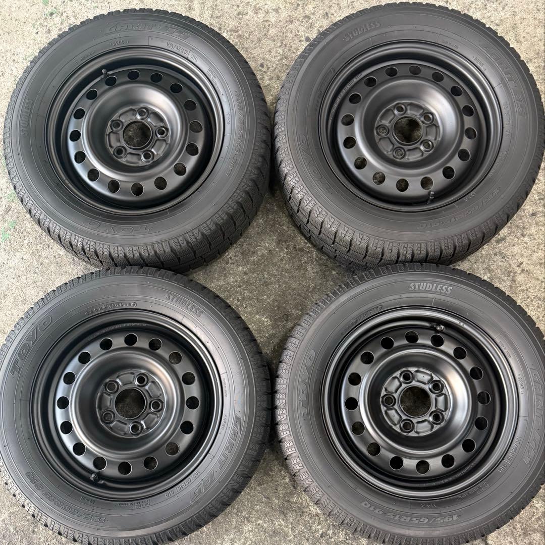 バリ溝！195/65R15 スタッドレスタイヤ 4本セット TOYOタイヤ
