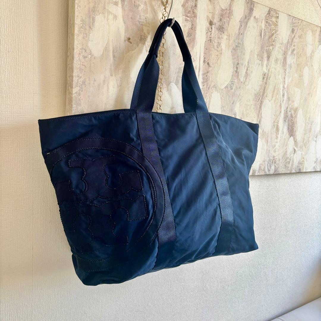 【TORY BURCH】トリーバーチトラベルバッグ ネイビー 大きめ