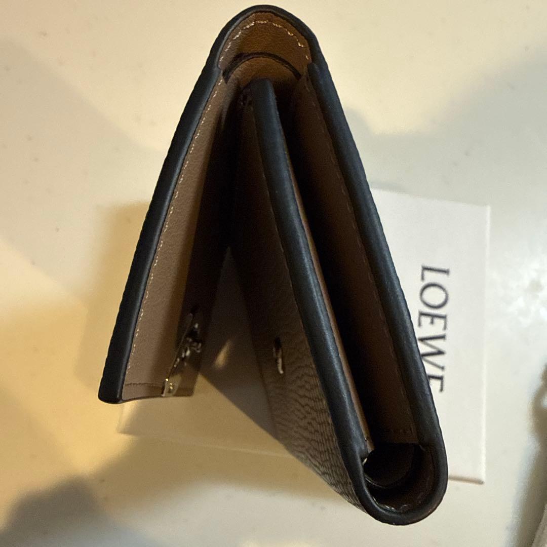 ロエベ LOEWE 財布 三つ折財布