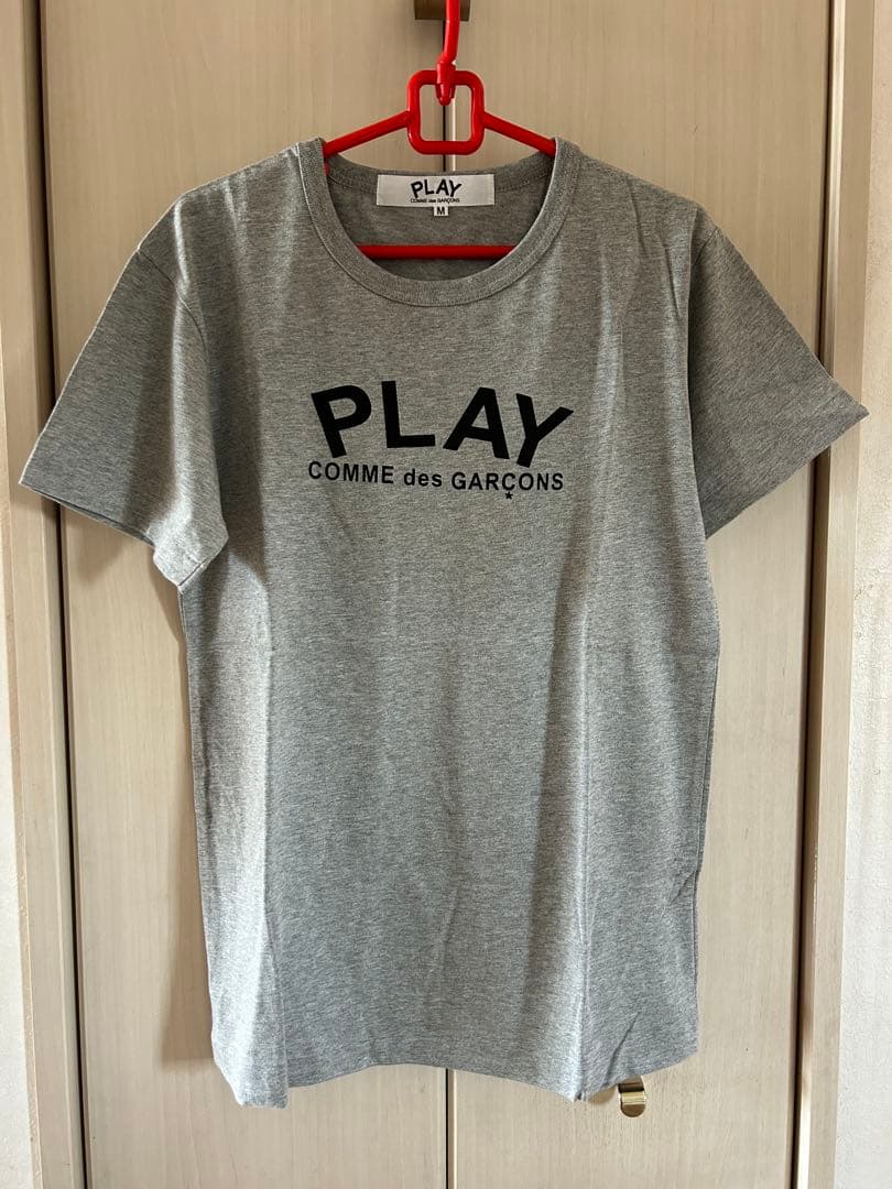 【オウ】新品 COMME des GARÇONS PLAY Tシャツ