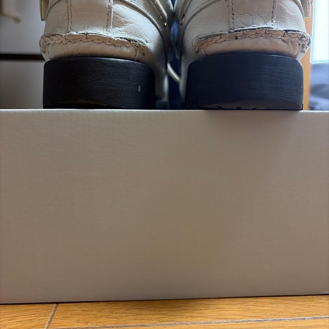 靴 supreme timberland