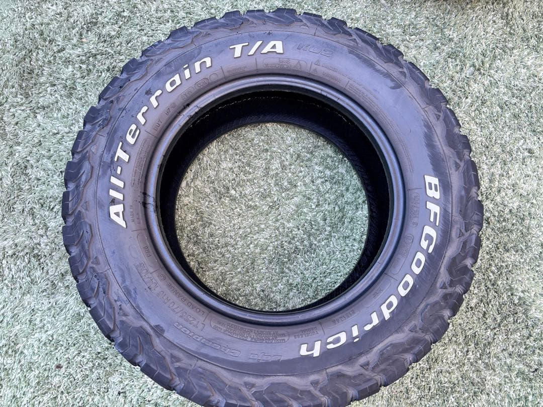BFグッドリッチ タイヤ LT235/70R16