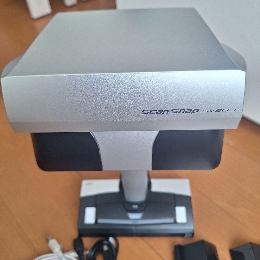 【極美品】ドキュメントスキャナーScanSnap SV600 シルバー