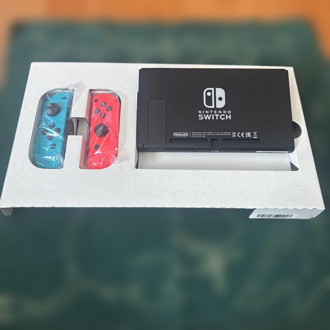 【美品】　Nintendo Switch 本体　新型モデル