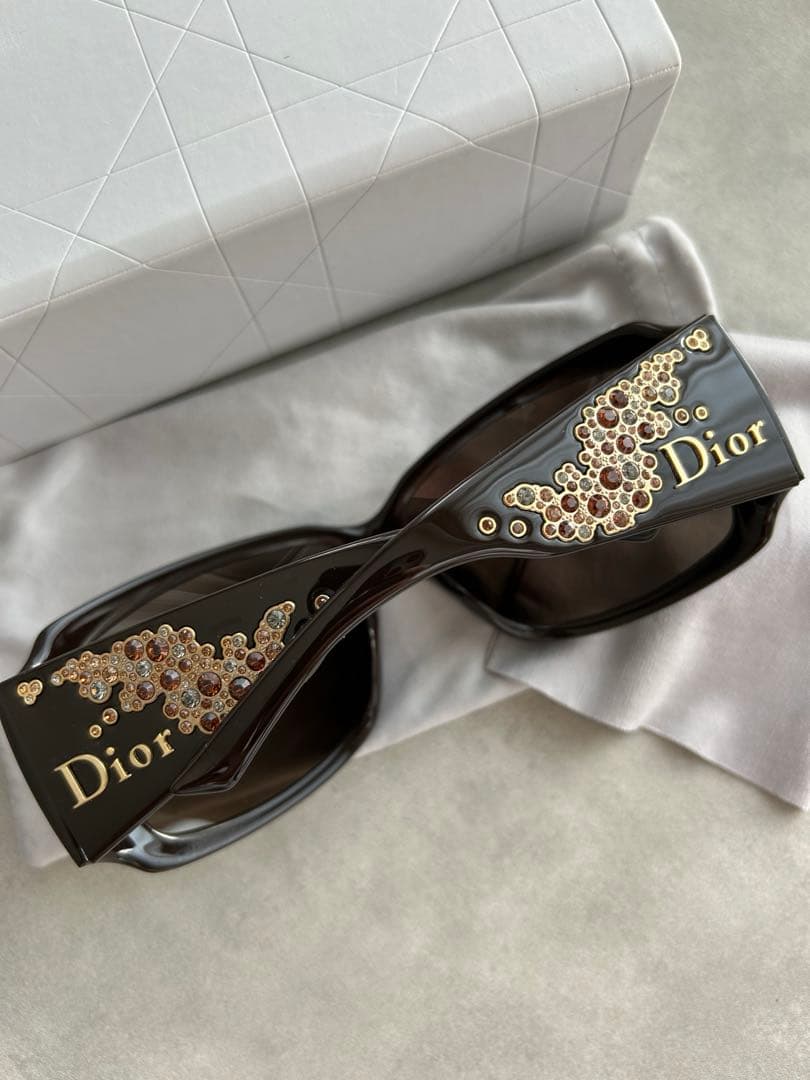 Christian Dior ディオール　ラインストーン　ブラウン　サングラス