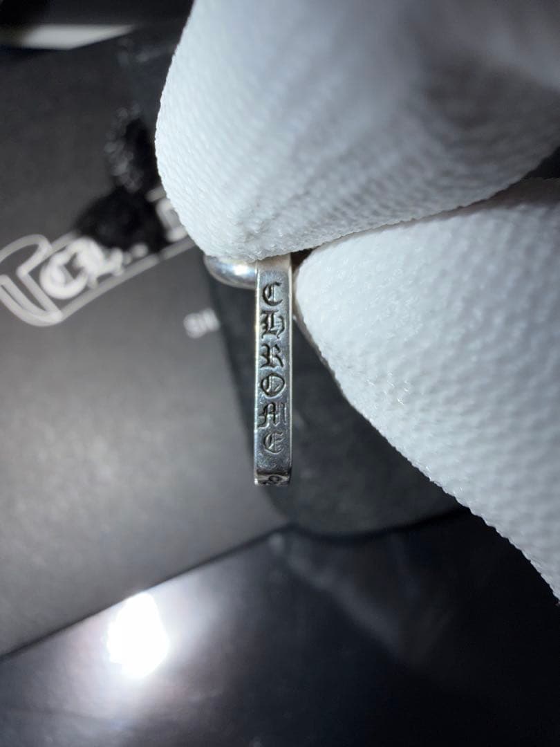 CHROME HEARTS タイニーカットアウト クロスドッグタグ