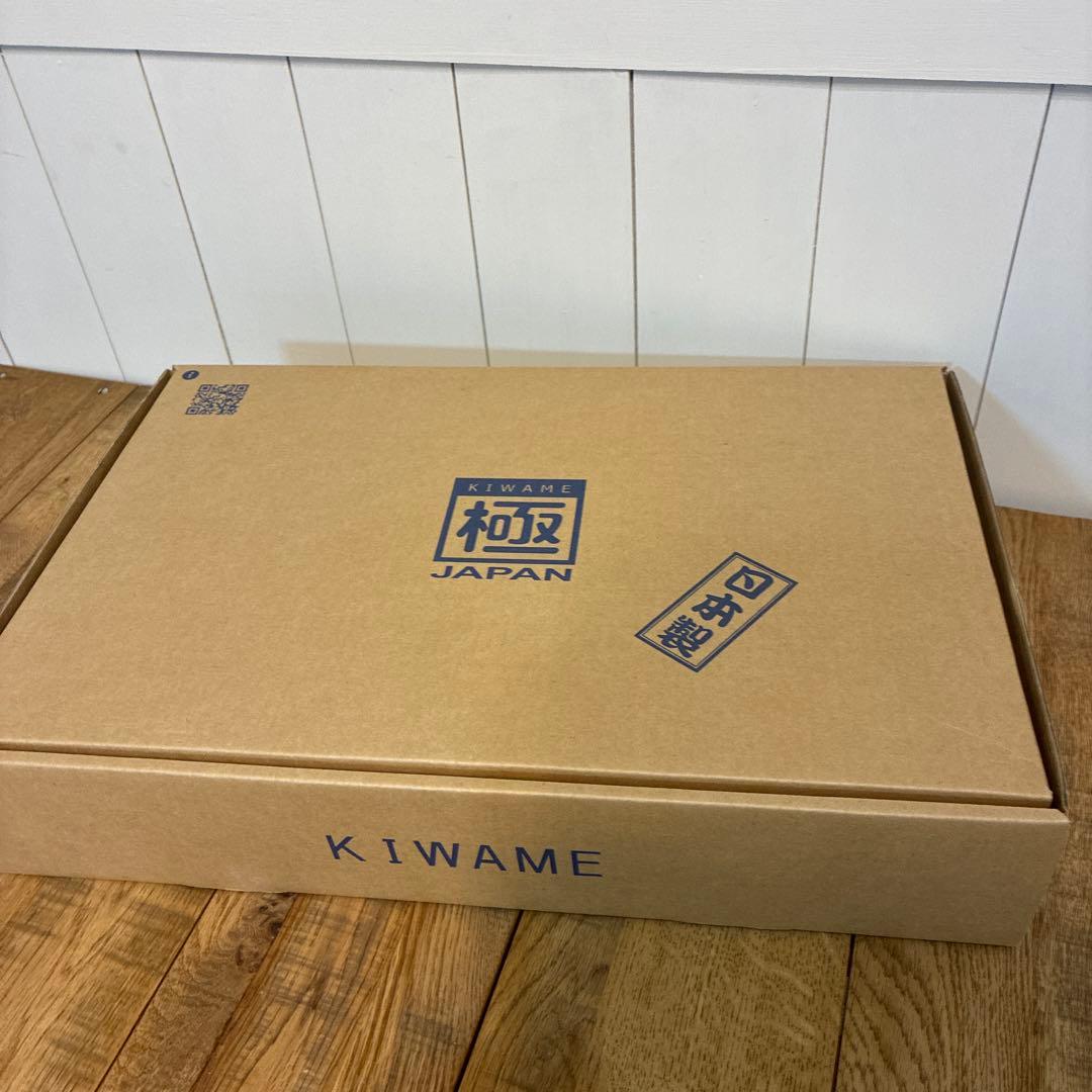 新品 極 リバーライト フライパン 28cm