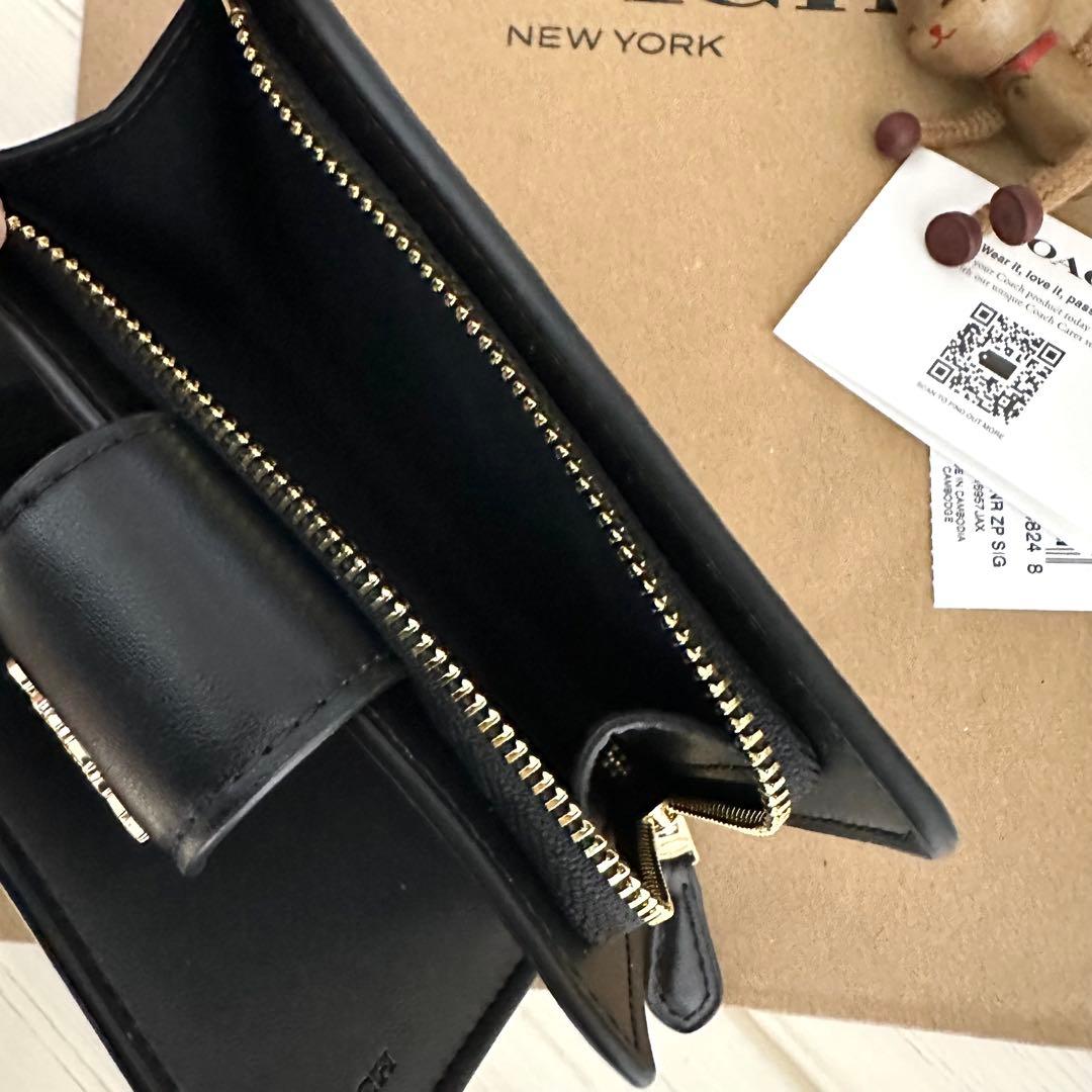 新品　COACH　コーチ 折り財布　ブラック ２つ折り財布