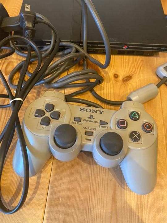 PlayStation2 薄型本体　ソフト付き