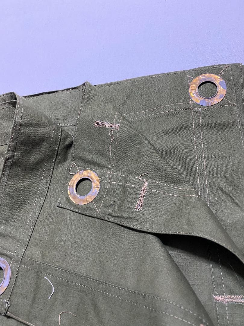 ルーマニア軍 テントシート ポンチョ デッドストック オリーブ