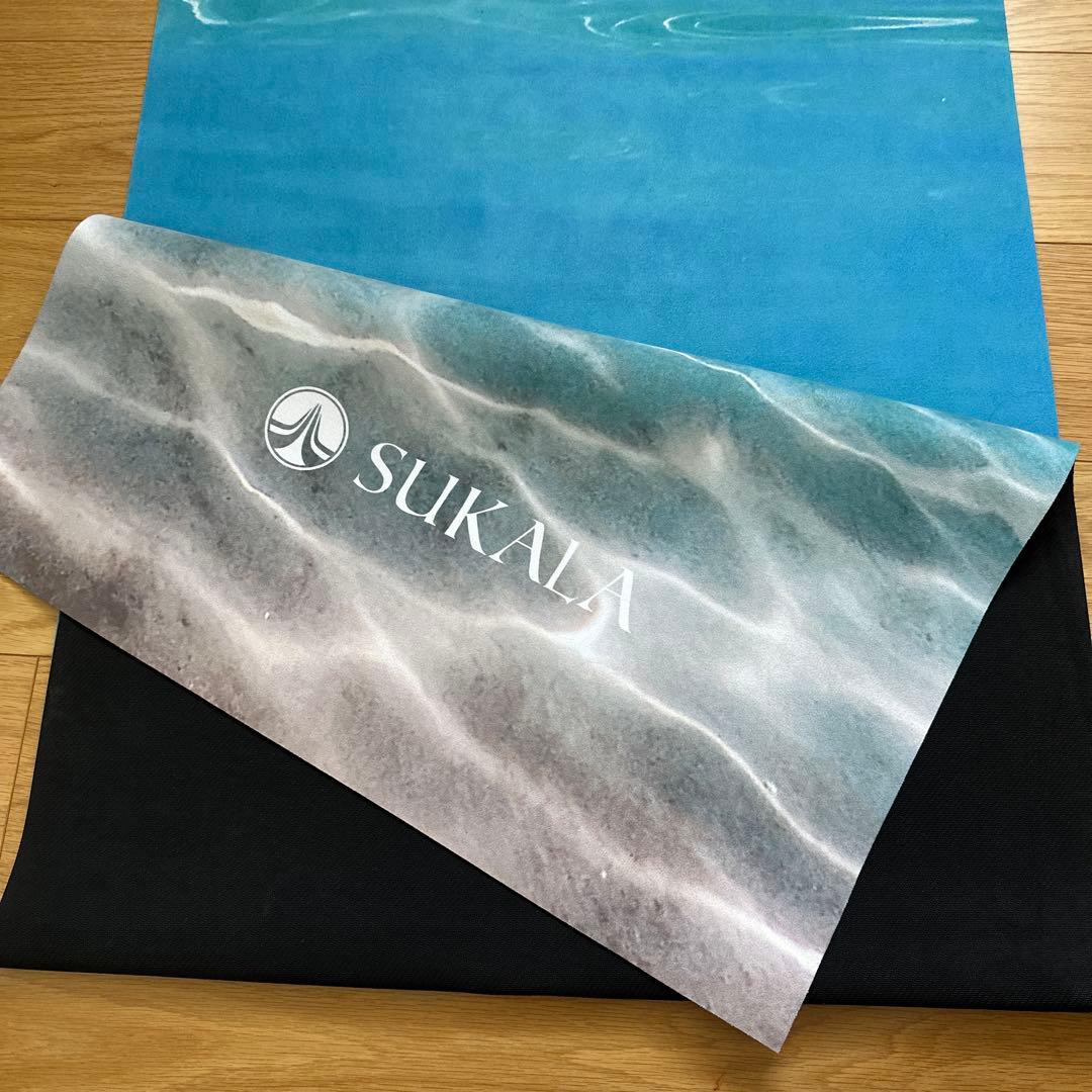sukala スカーラ　ラバ　海　ヨガ　トラベルヨガマット