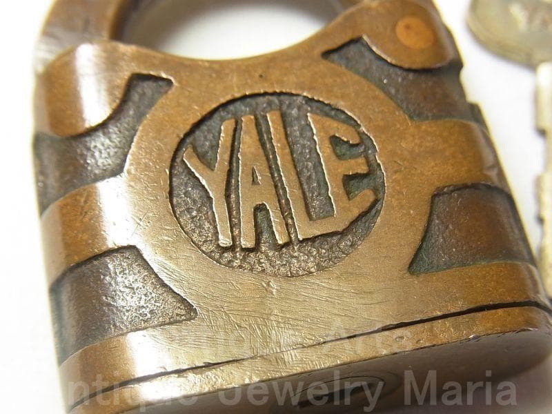 《p1036》【希少極ミニサイズ】 アンティーク YALE 南京錠 １９０２年