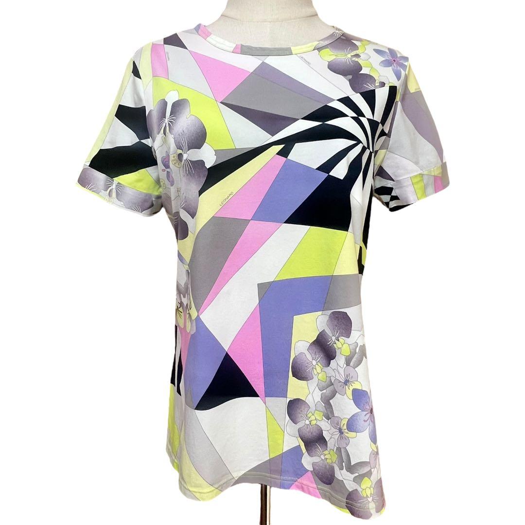 【レオナールスポーツ】コットンクルーネックTシャツ☆花柄モザイク☆カラフル☆XL